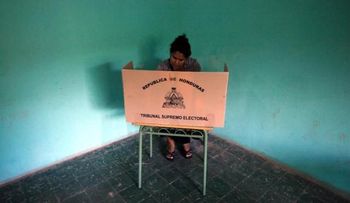 Inician elecciones en Honduras que definirán si continúa o no el bipartidismo