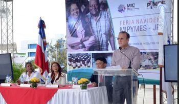Ministerio de Industria y Comercio realiza feria en apoyo a Mipymes