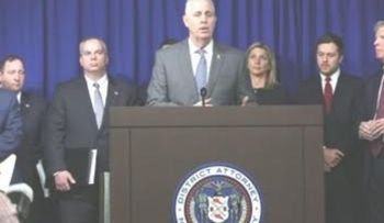 Un grupo de hispanos entre apresados en NY por robar 2.5 millones dólares