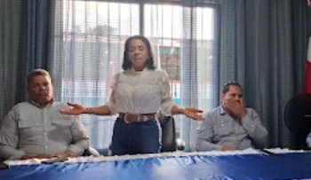 Alcaldesa Danilsa Cuevas anuncia terminación de obras en Polo