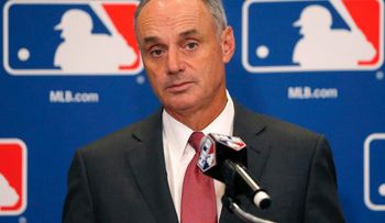 Comisionado de MLB dice no está seguro de que haya béisbol este año