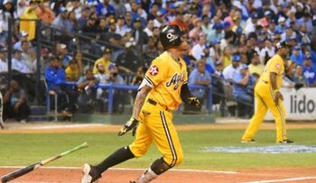 Johan Camargo, debutaría esta misma semana con Las Aguilas; Carlos Martínez se prepara