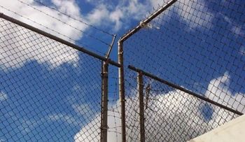 Envían a prisión hombre acusado atracar en carros públicos