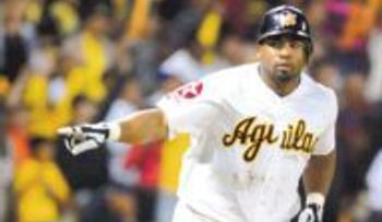  Las Aguilas despiden al infielder Héctor Luna, por indisciplinado