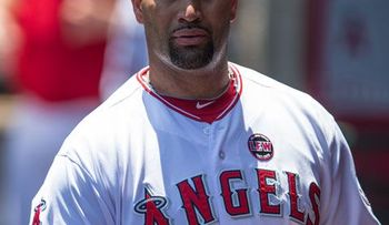 Clark pide desestimar demanda de Pujols