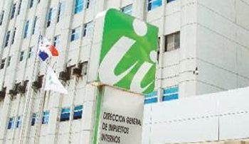  Acusados de estafar a DGII seguirán en prisión 