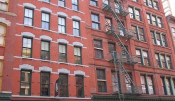 Sentencian dominicano en NY estafó familias hispanas con la Sección 8 de vivienda