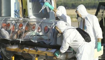 El segundo religioso español infectado de ébola en África será repatriado.