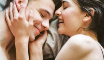 Como decirle lo que quieres que te haga en la cama