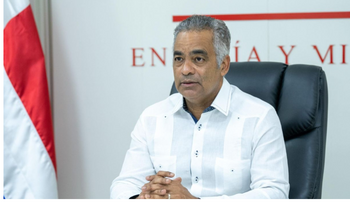 Joel Santos anuncia restablecimiento del sistema eléctrico nacional