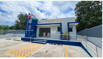 Gobierno inaugura nueva estación policial en Barahona