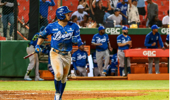 Licey remonta y somete a los Toros en el Corral