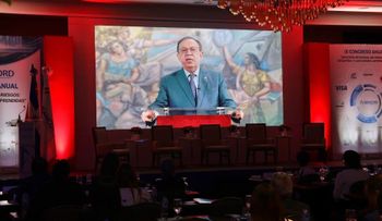 Gobernador Banco Central destaca robustez del sistema financiero en el cierre del IX Congreso de Abancord 