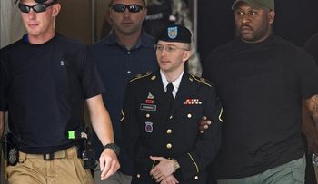 El soldado Manning pide "perdón" por el daño causado a EE.UU.