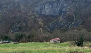 Nueva tirolina sobre el río Gándara en Cantabria