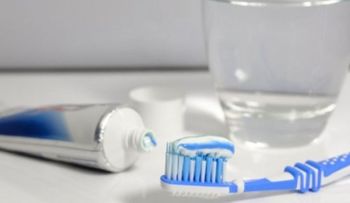 Componentes de algunos jabones y pastas dentales podrían provocar el cáncer de colon