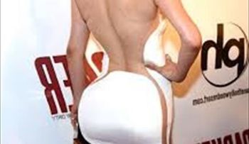 Jennifer López, orgullosa de su trasero en la portada del sencillo "Booty".