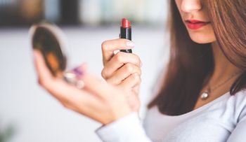 Quiero el divorcio; le dice de inmediato al verla sin maquillaje 