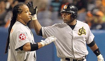 Manny Ramírez y Miguel Tejada  a punto de firmar con Pericos de Puebla