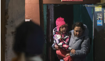 Otra opción corta:  Rusia y Ucrania aumentaron sus ataques aéreos