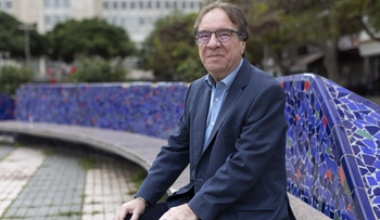 Amós García advierte sobre posible pandemia por gripe aviar