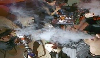 Apresan 8 menores que fumaban hookah en drink de Cristo Rey