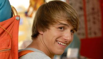 Actor de Nickelodeon Lucas Cruikshank revela que es gay