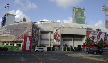 Los precios de las boletas en los distintos parques del béisbol dominicano