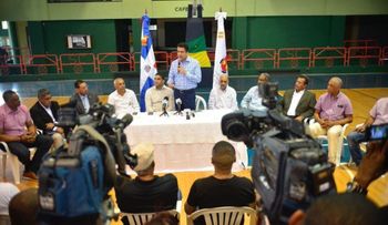 David Collado anuncia aporte de RD$1.6 millones a franquicias Baloncesto Superior