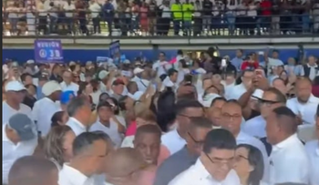 Crónica del homenaje  a Peña Gómez en Santo Domingo Este