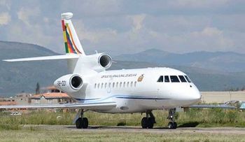 Critican a Evo Morales por compra de aviones para vicepresidente y ministros