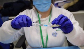 Detectan "flurona", la nueva enfermedad de coronavirus y gripe a la vez 