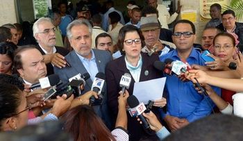 Candidatos a la senaduría podrían proceder contra Junta del DN