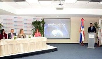 Viceministro MIC resalta compromiso de convertir sector manufacturero en principal motor de generación de empleos