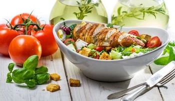 ¿Cuántas calorías diarias debes consumir para perder peso?