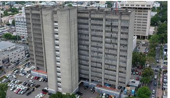 Interior y Policía desmantelan fábrica de alcohol adulterado en Azua