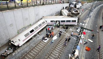 Despiden consejera: por tuit de â??de mal gustoâ? sobre el accidente de Santiago