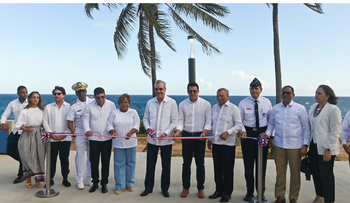 Luis Abinader inaugura segunda etapa del malecón SDE