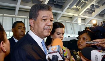 Leonel: â??Tenemos que reconocer la nacionalidad dominicana de todos los que tienen nacimientoâ?