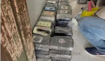 DNCD y MP ocupan 97 paquetes de presumiblemente de cocaína y apresan a dos hombres