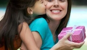 Un 72% de los dominicanos regalará en el Día de las Madres