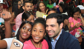 Roberto Angel Salcedo publica fotos para responder criticas por imagen alterada