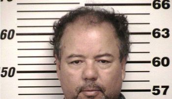 Aparece ahorcado en su celda el secuestrador y violador de Cleveland