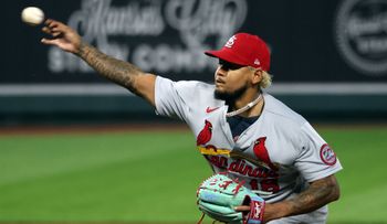Carlos Martínez (El Tsunami) domina a su antojo a la ofensiva de los Piratas en triunfo de Cardenales