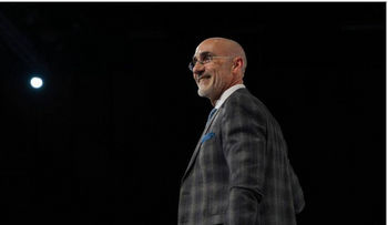 Brooks: "La felicidad combina disfrute, satisfacción y sentido