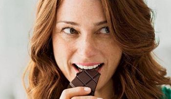 Estudio: chocolate puede prevenir la caries