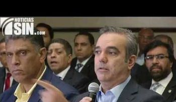 Danilo Medina se compromete a impulsar aprobación de Ley de Partidos