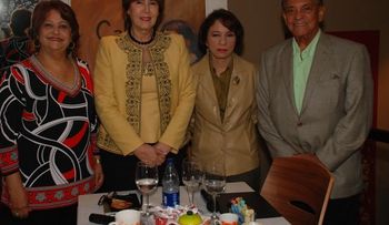 Agora Mall realizó su Café Literario  con Carmen Heredia de Guerrero
