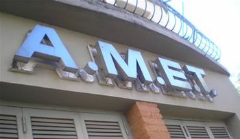 Juez desliga agente Amet en caso de presunta violación