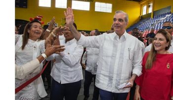 Abinader reafirma su compromiso con el país